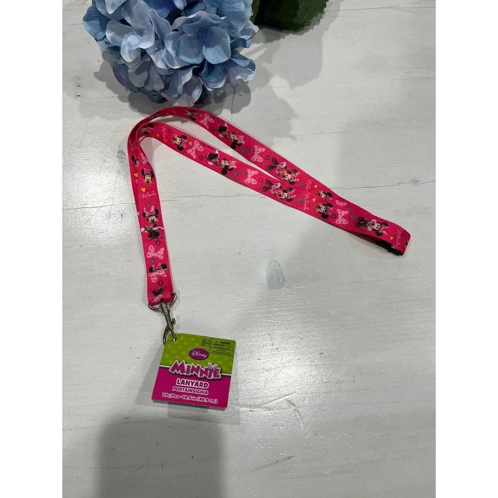 NEW Disney Minnie‎ Mouse Lanyard with Badge Holder Pink Breakaway Safety